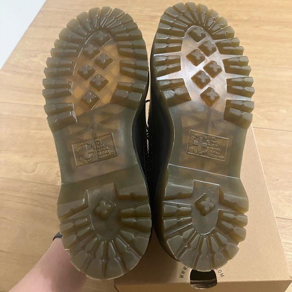 Dr Martens Smooth Leather Bex Brogue Shoes - Picture 3 of 8